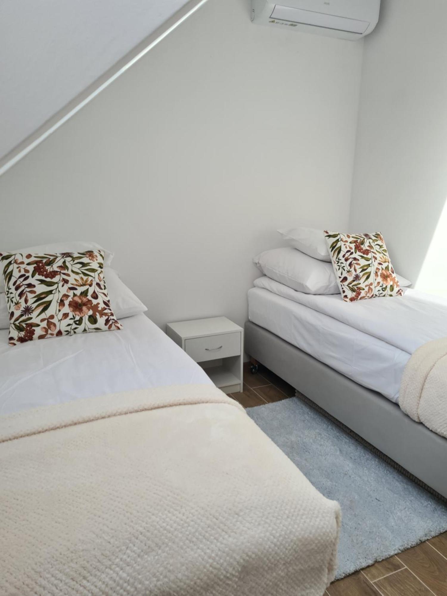 Lawendowy Domek Boutique Resort, Zator, Przeciszow Ngoại thất bức ảnh